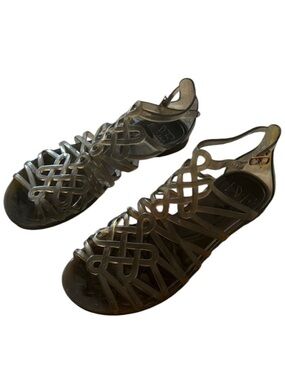 Diane Von Furstenberg DVF Sandals, Gray, "Jaya Love Knot" Jellies. 10